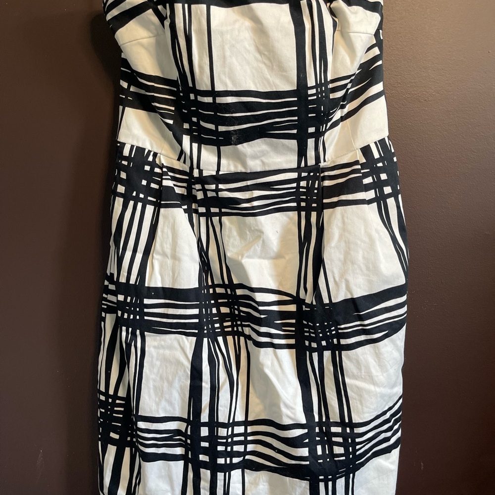 Express Black and White Strapless Sheath Dress